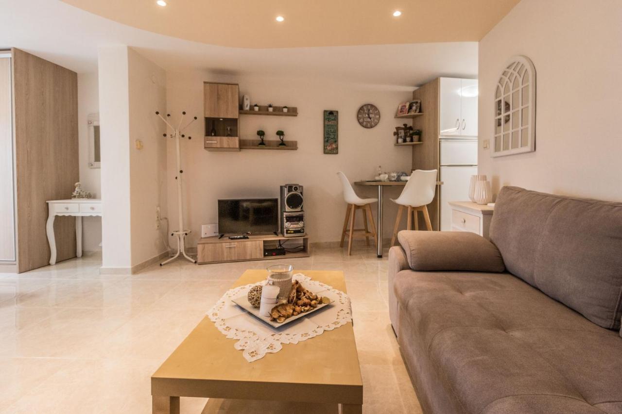 Anastasia Residence Sea View Wolos Zewnętrze zdjęcie
